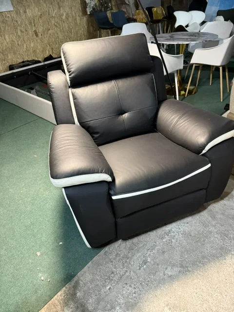 Fotel elektryczny ze skóry bawolej z wysuwanym podnóżkiem dostępny w Home & Garden Outlet pod Wrocławiem