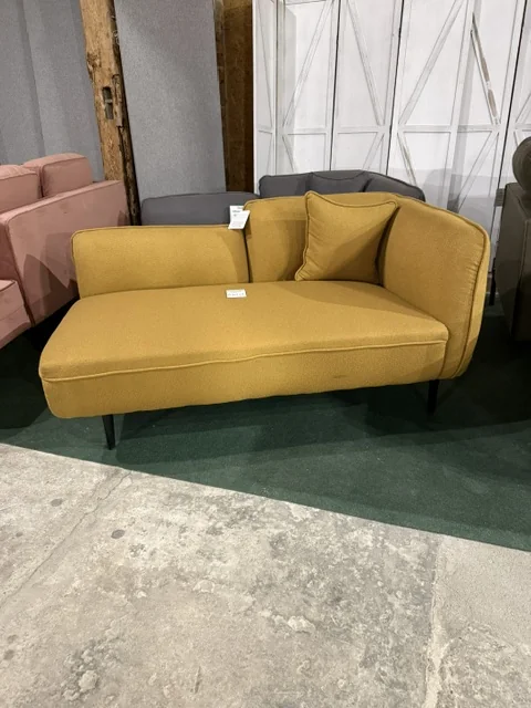 Szezlong Chevannes dostępny w Home & Garden Outlet pod Wrocławiem